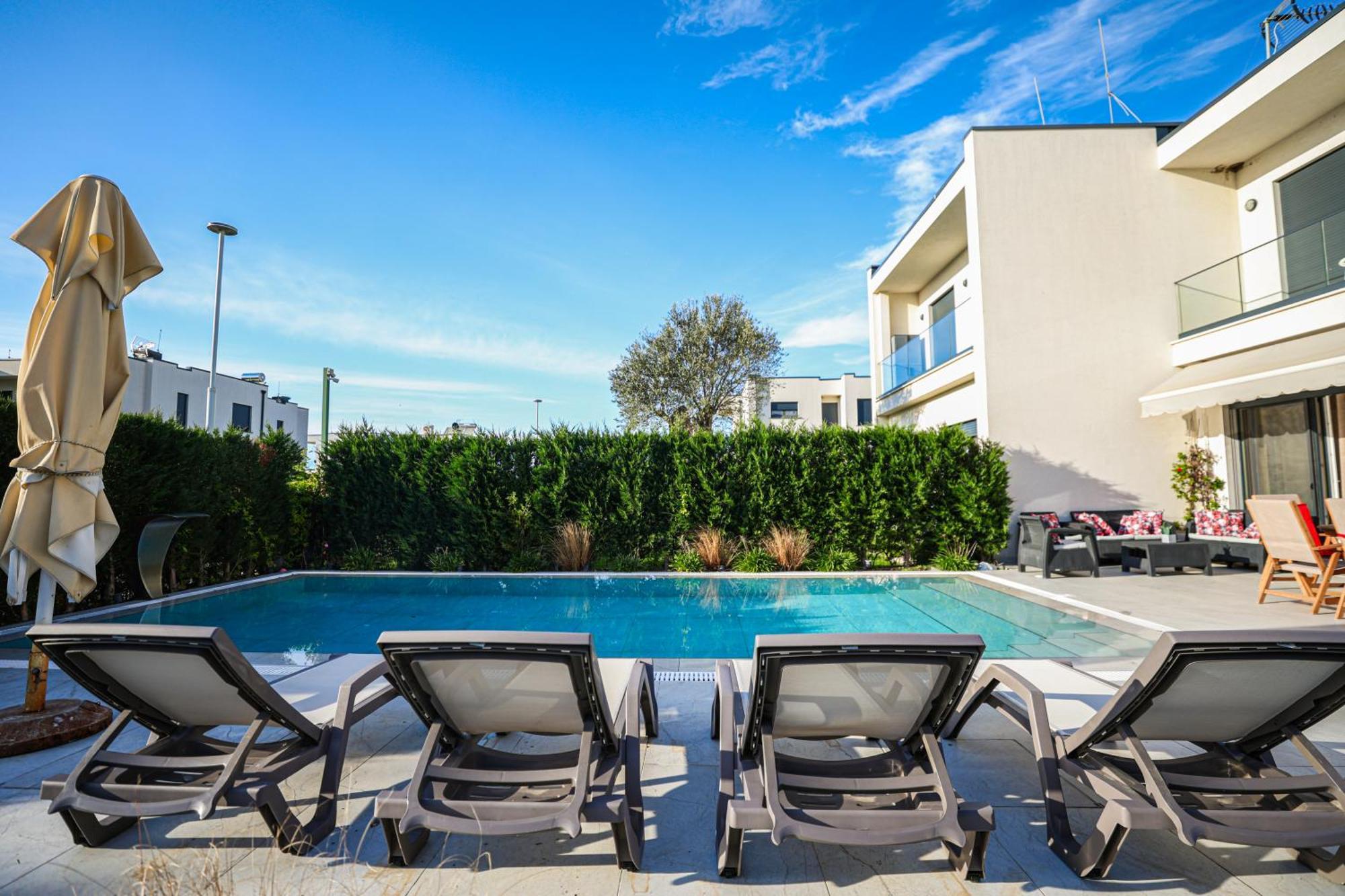 Vila 29 Valamar Durrës Exterior foto